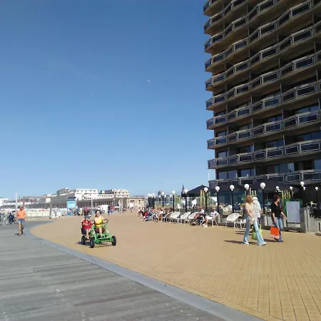 Residentie Aldis Met Zeezicht Apartment *