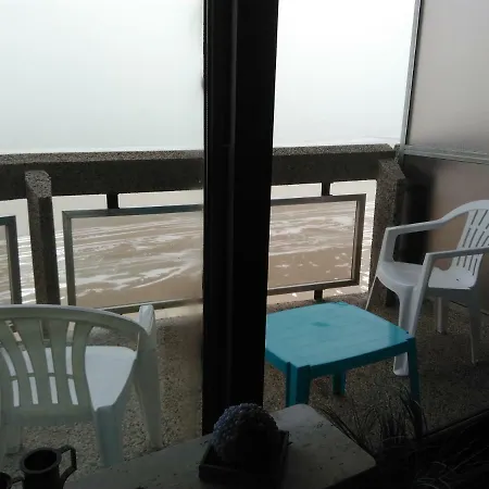 Lägenhet Residentie Aldis Met Zeezicht *