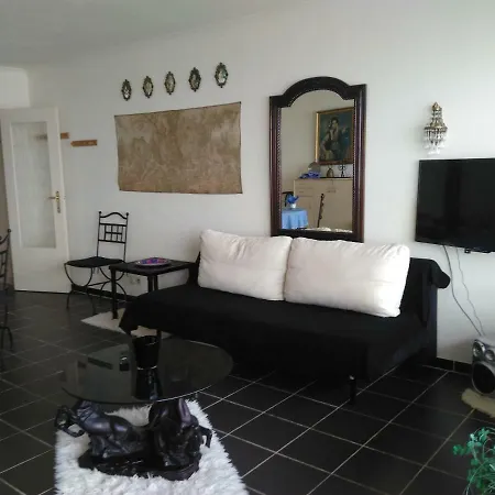 Residentie Aldis Met Zeezicht Апартаменты *